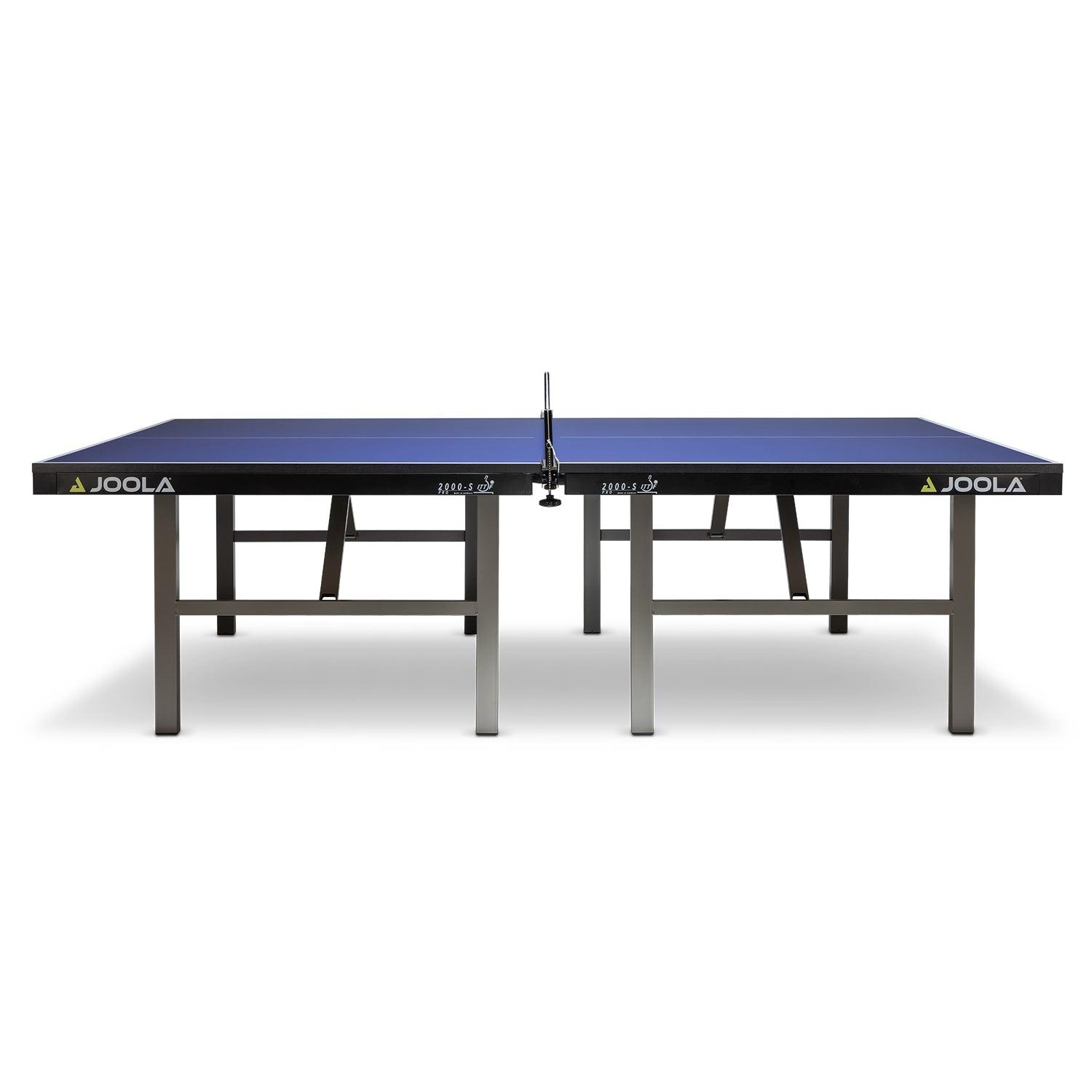 Rückansicht des JOOLA Tischtennisplatte 2000-S PRO, mit Sicht auf die Materialbeschaffenheit.