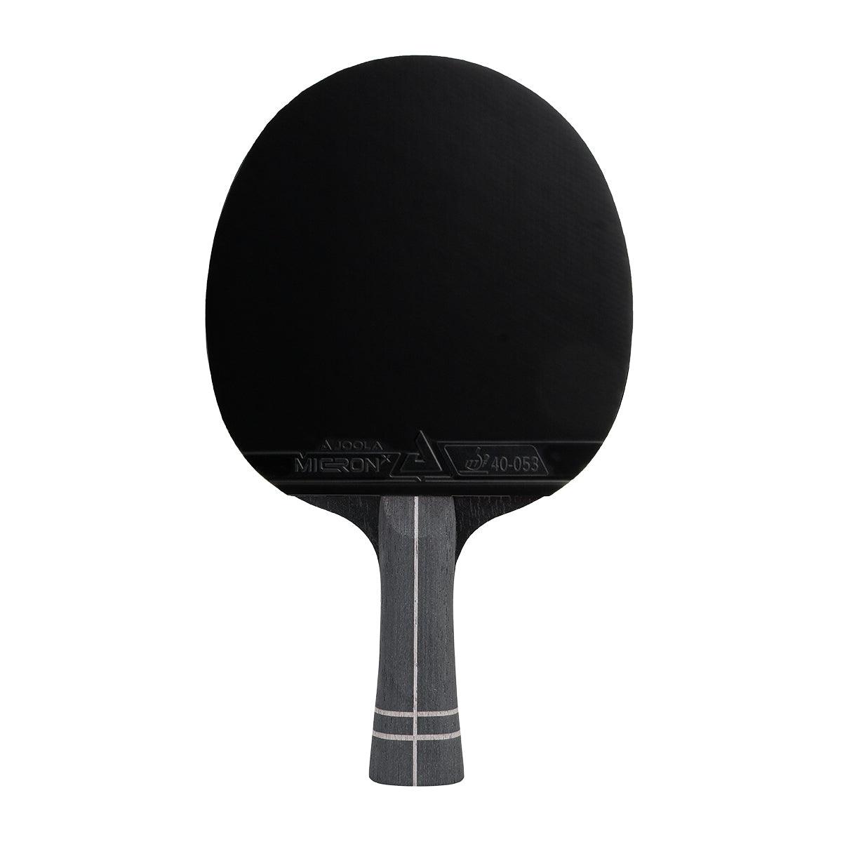 Tischtennisschläger mit schwarzem Belag und grauem Griff.