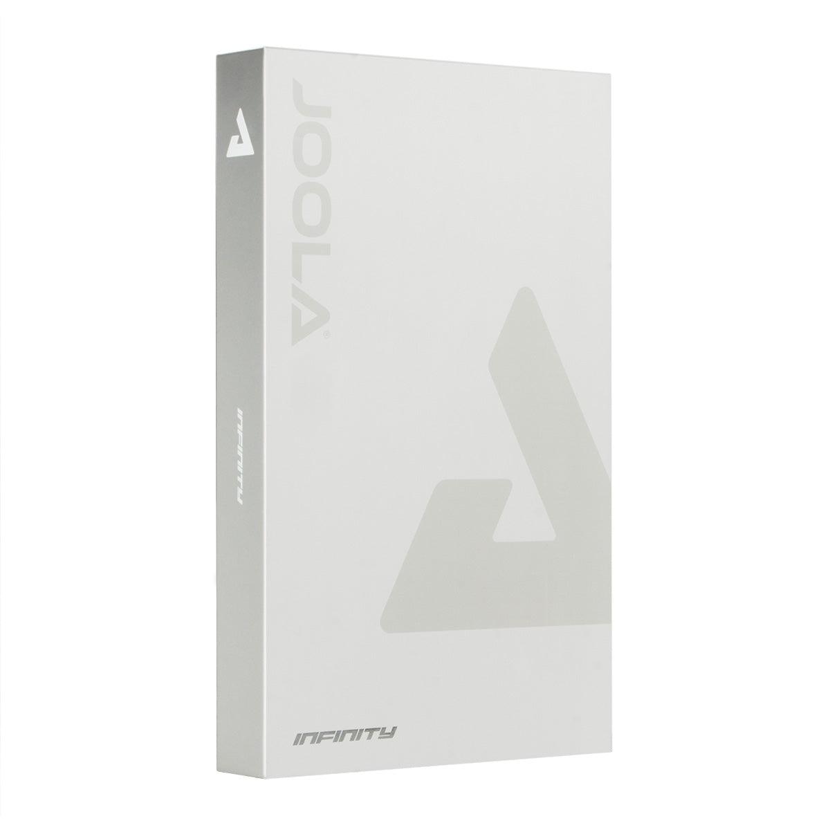 Verpackung der Software "Joola Infinity" in weiß mit grauem Schriftzug und Logo.