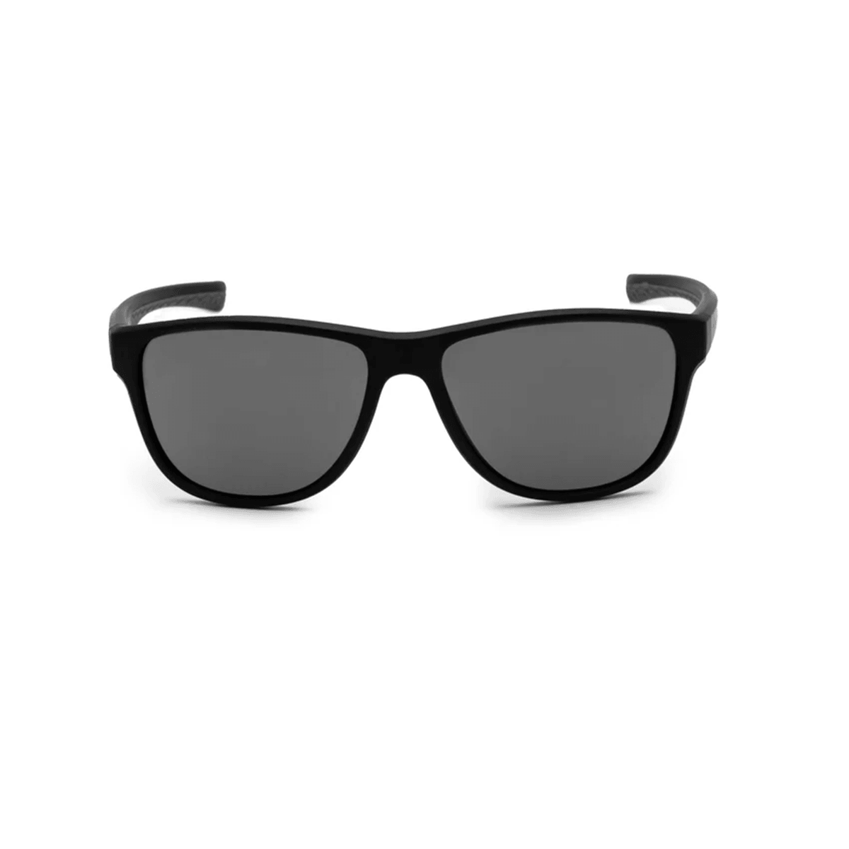 Schwarze Sonnenbrille mit rechteckigen, dunklen Gläsern, frontal fotografiert vor weißem Hintergrund.