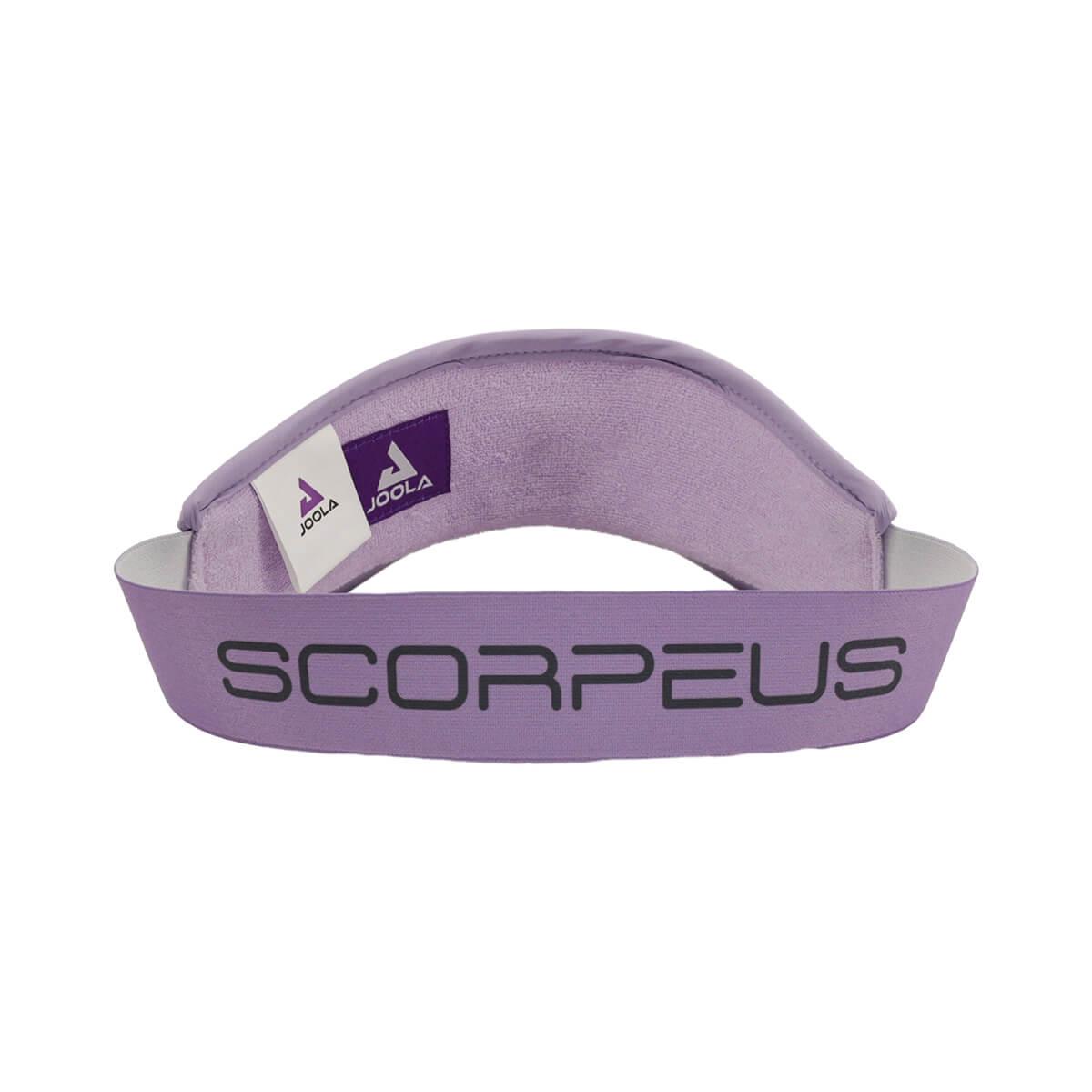 Seitenaufnahme des JOOLA VISOR-Kappe SCORPEUS in Bewegung, zeigt die Dynamik des Designs.