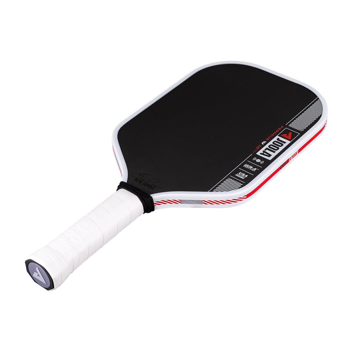 Pickleball-Schläger mit schwarzer Schlagfläche und weißem Griff, Modell JOOLA Pro.